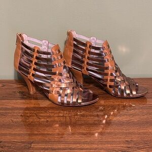Johnston & Murphy Tan Strappy Heels